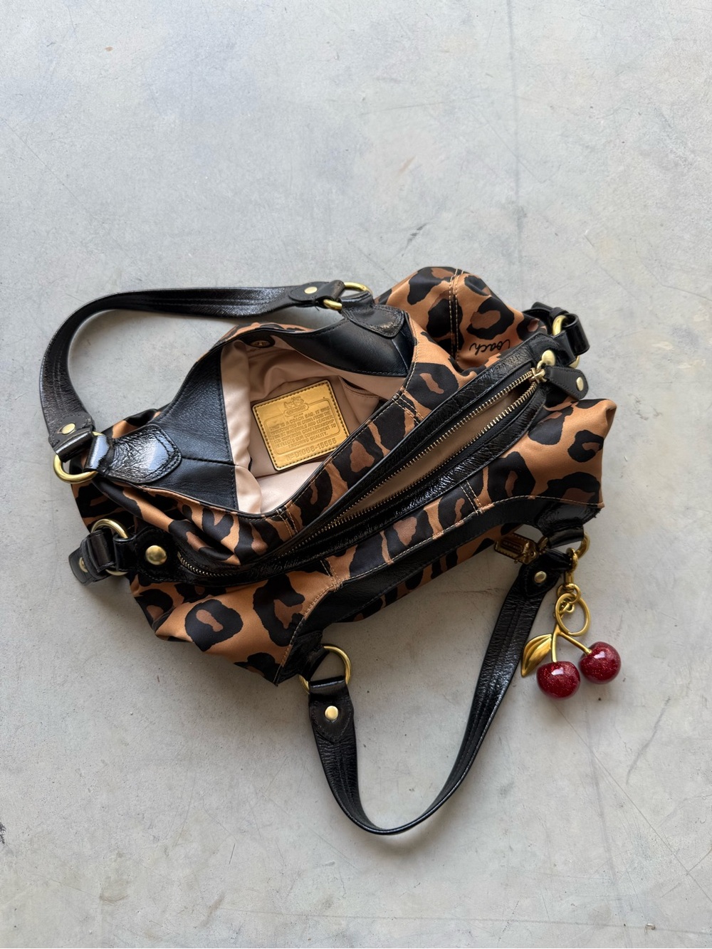 y2k coach leopard satin shoulder bag - Picture 2 of 5